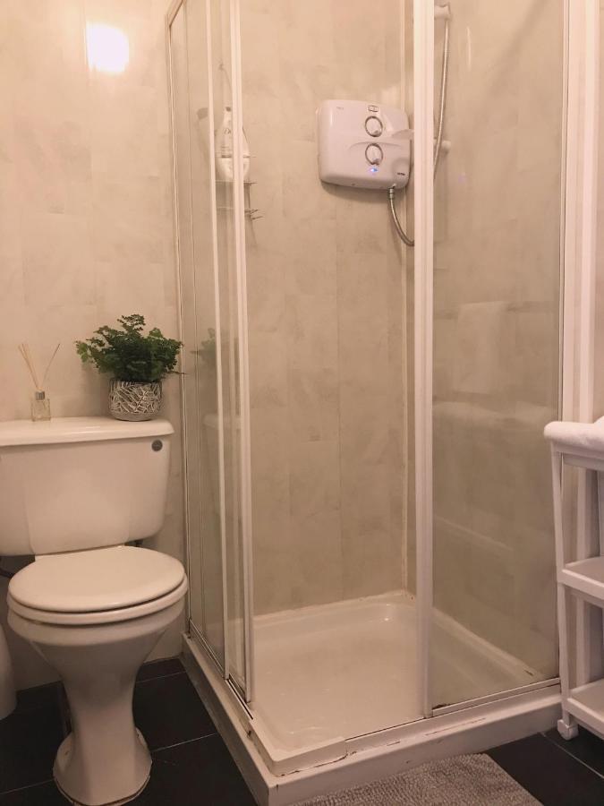 Mulgrave Lodge Дън Лийри Екстериор снимка