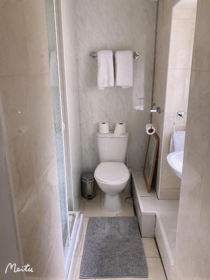 Mulgrave Lodge Дън Лийри Екстериор снимка