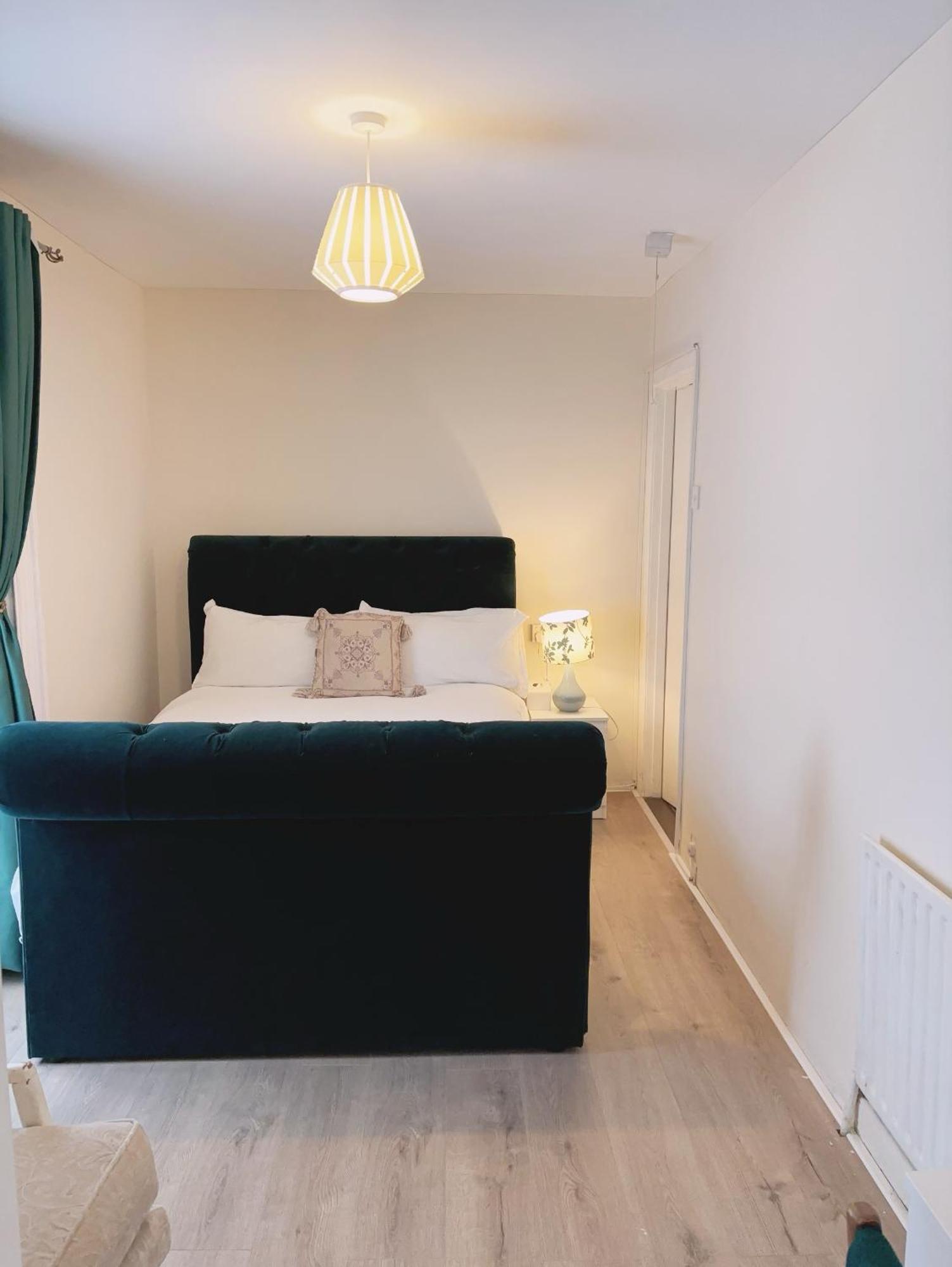 Mulgrave Lodge Дън Лийри Екстериор снимка