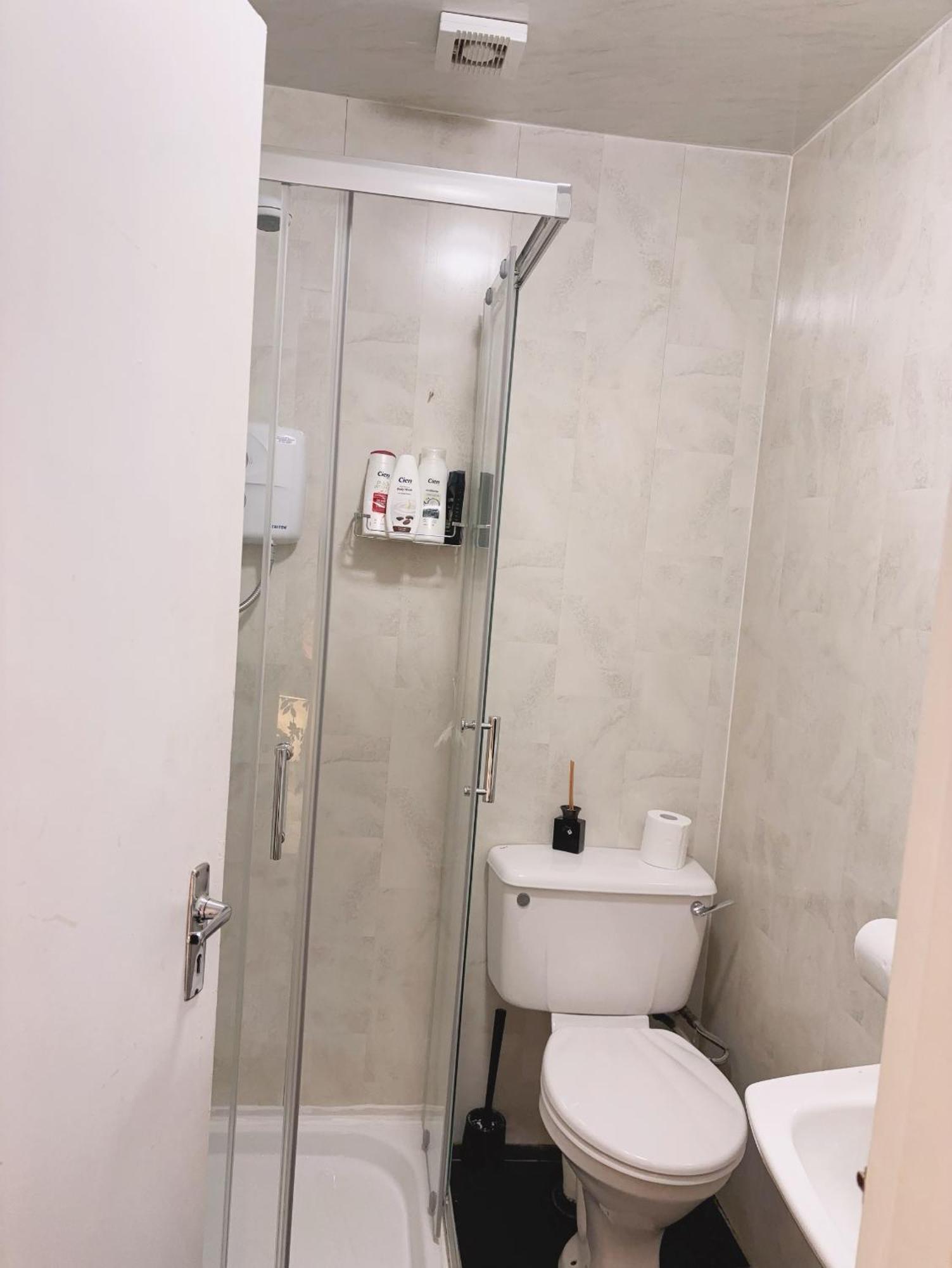 Mulgrave Lodge Дън Лийри Екстериор снимка