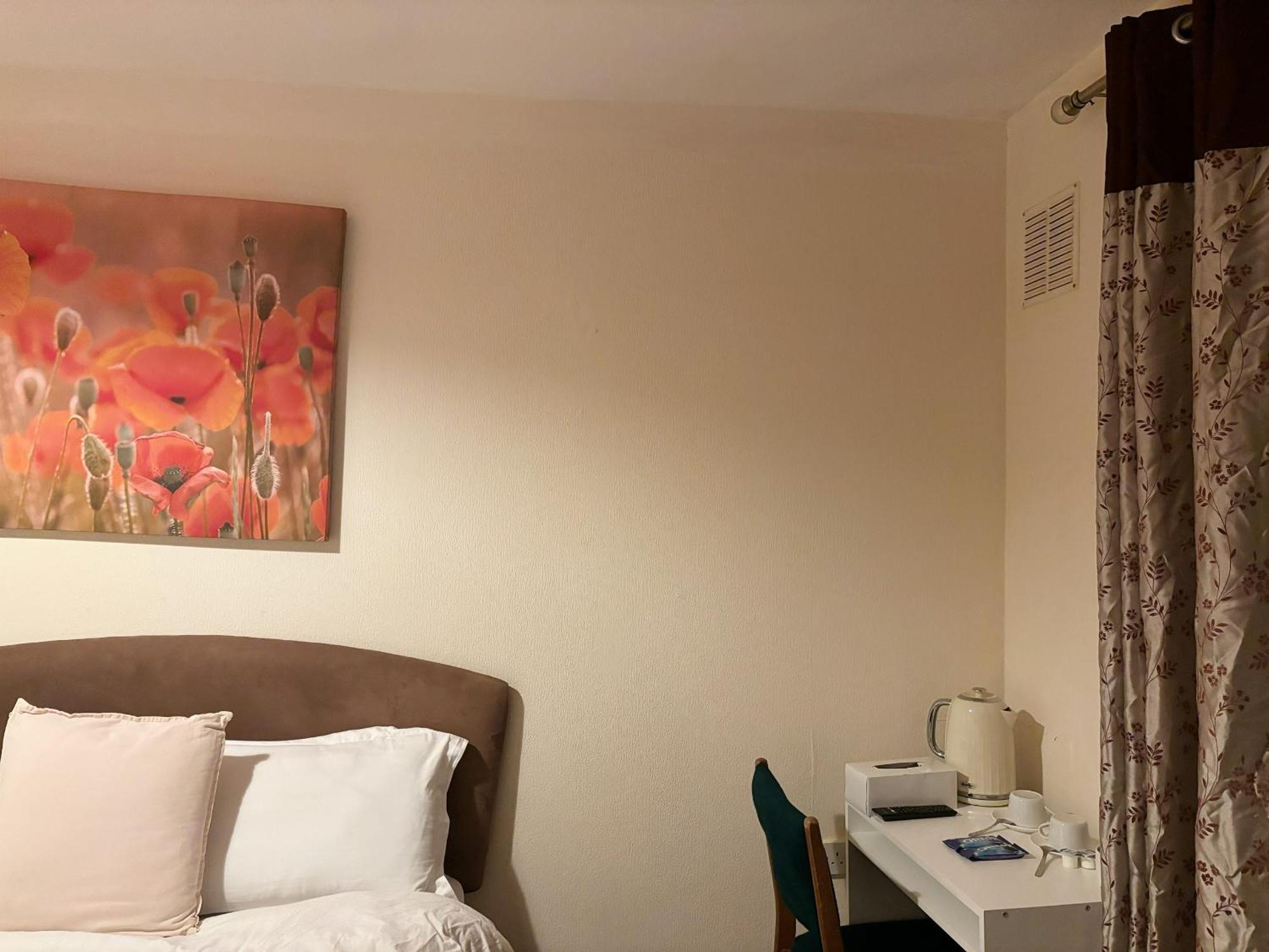 Mulgrave Lodge Дън Лийри Екстериор снимка