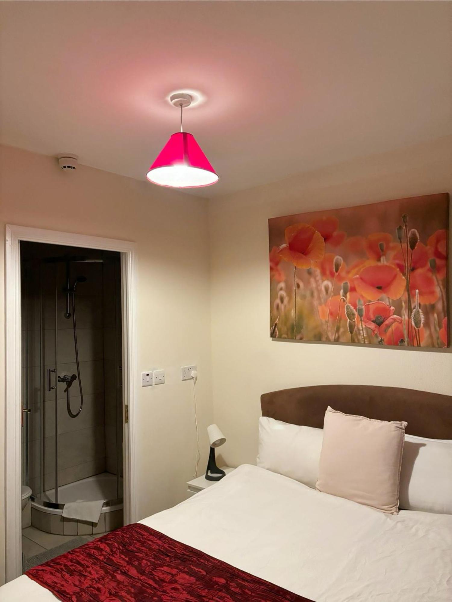 Mulgrave Lodge Дън Лийри Екстериор снимка