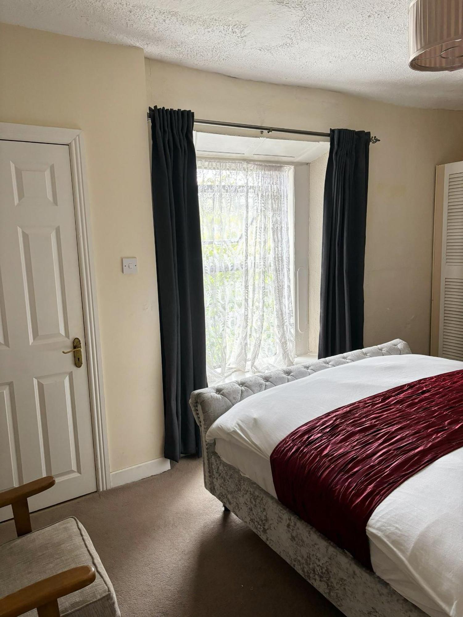 Mulgrave Lodge Дън Лийри Екстериор снимка